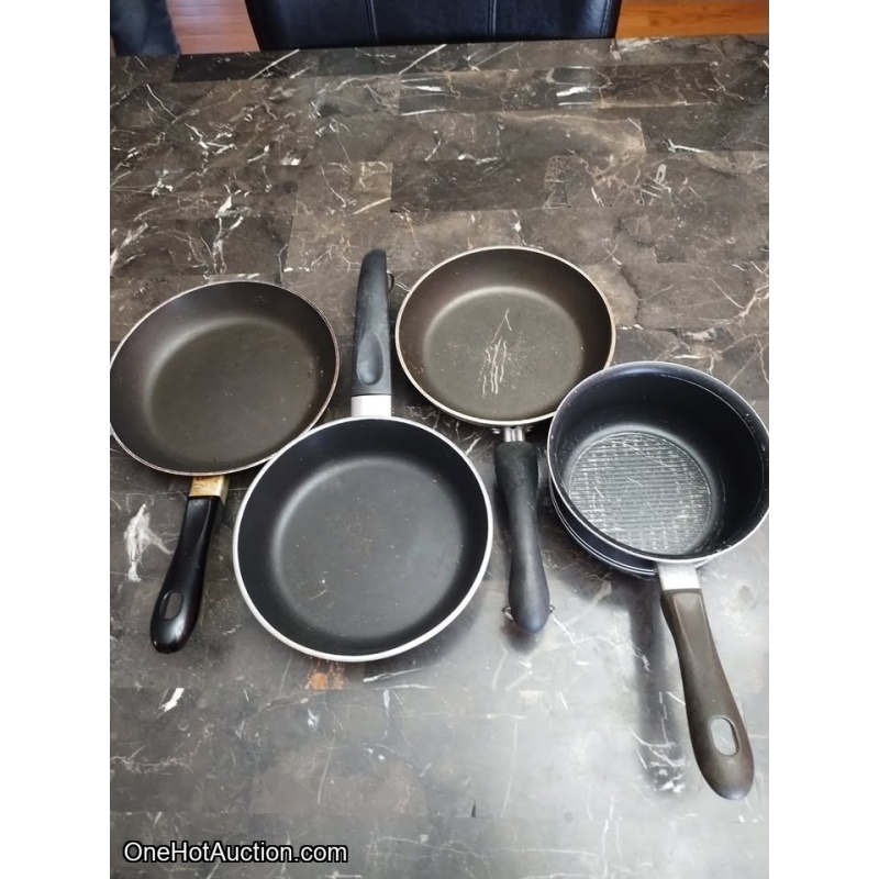 Skillets & Pans