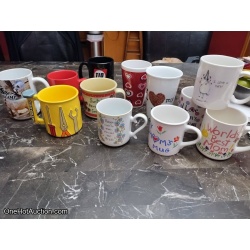 Lot of 12 Coffee/Tea Mugs