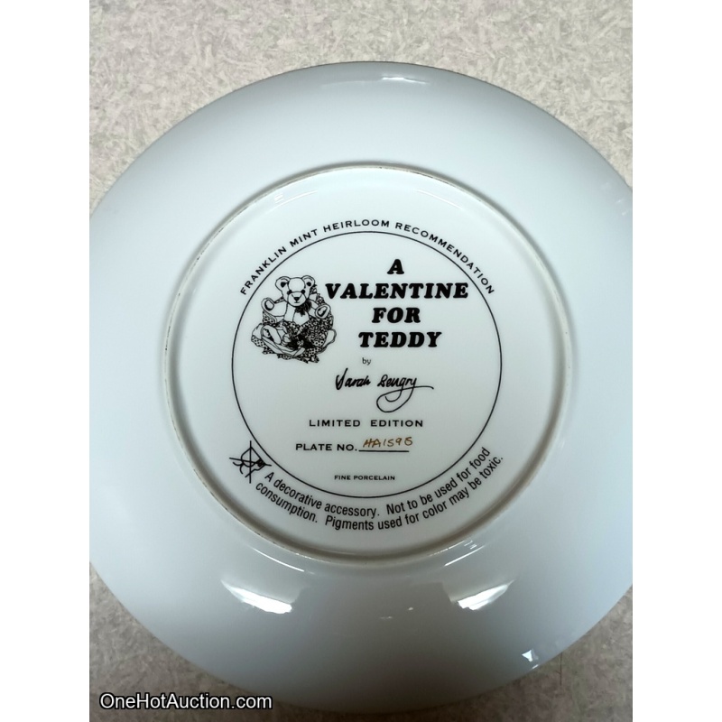 Franklin Mint Valentine Teddy Plate