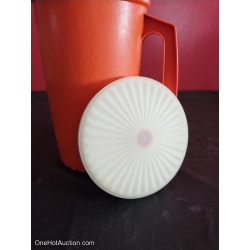 Vintage Tupperware Pitcher w/Lid